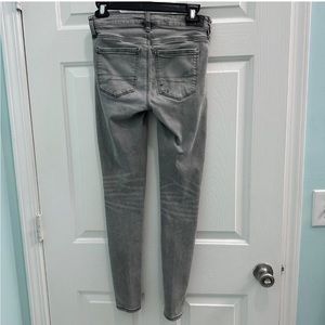 American Eagle Outfitters Women’s Size 2 Gray Next Level Stretch Jeggings
